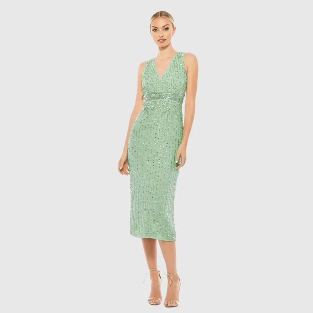 NWT MAC DUGGAL Green Sequined Sleeveless V-Neck Midi Sheath Dress